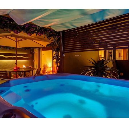 ラゴアEpicenter Santacruzアパートメント エクステリア 写真